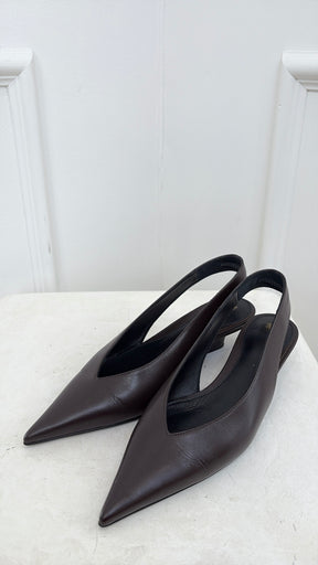 Totême Chocolate Leather Pointed Slingback, 37