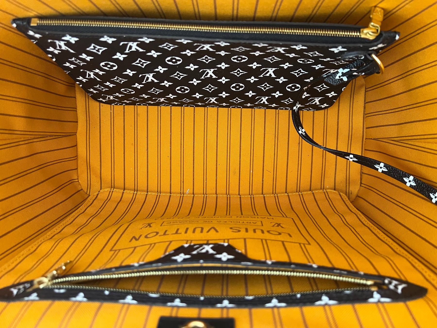 Louis Vuitton Black and Brown Jungle Neverfull MM