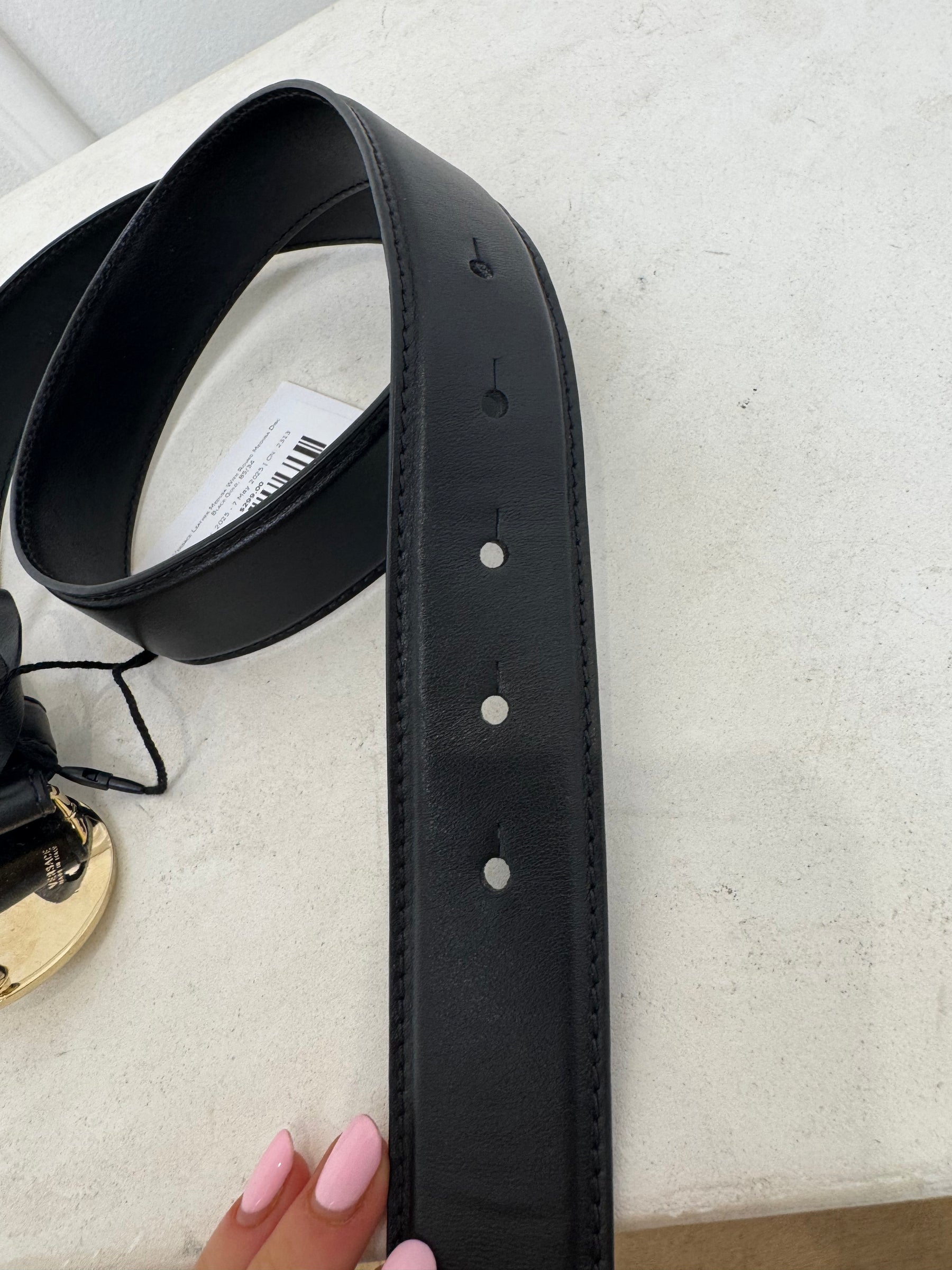 Versace Leather Medusa With Round Medusa Disc Black Gold, 85/34