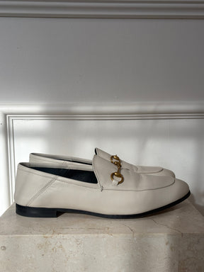 Gucci Cream Jordaan Leather Loafer, 40