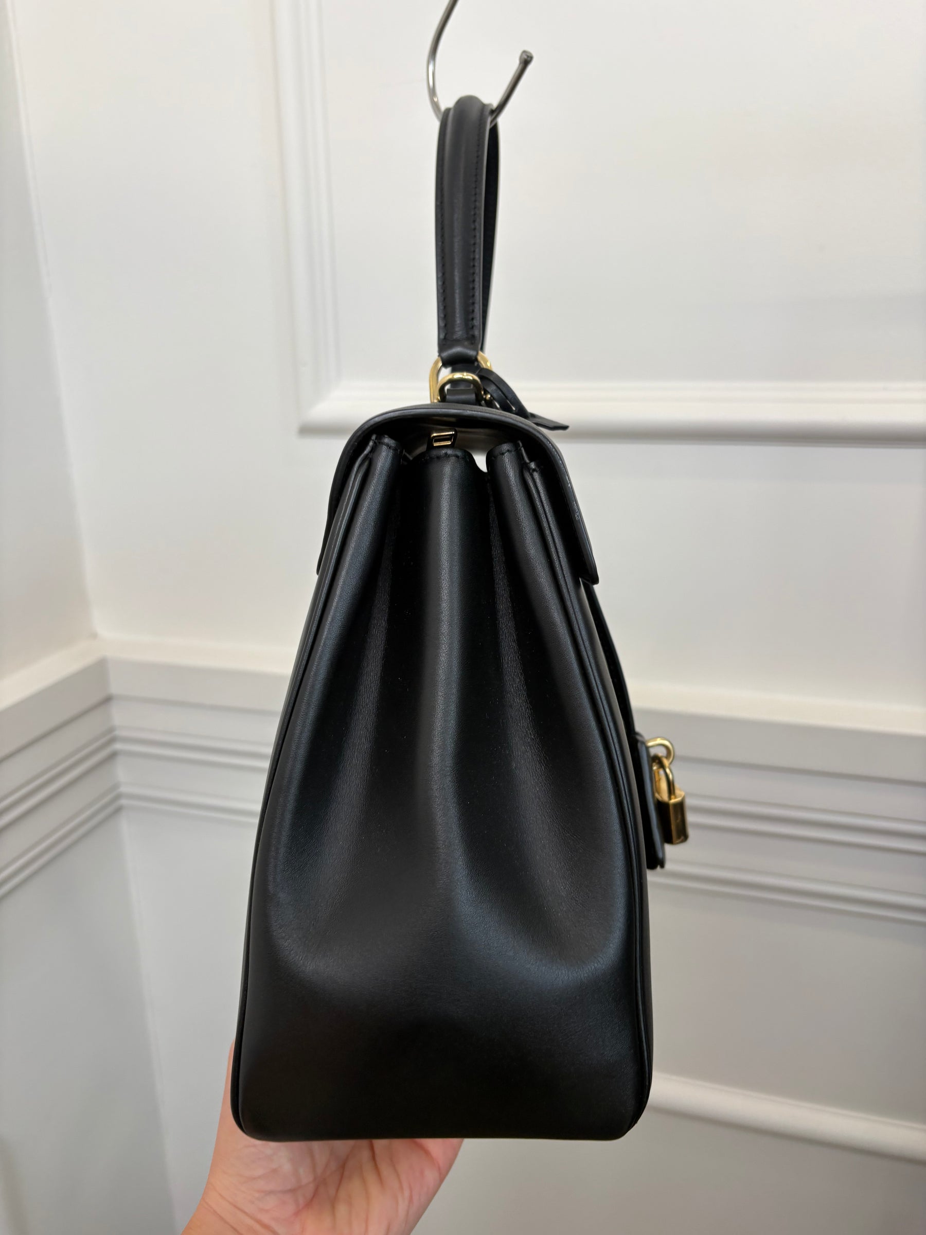 Celine Black Leather Medium Classique 16 Bag