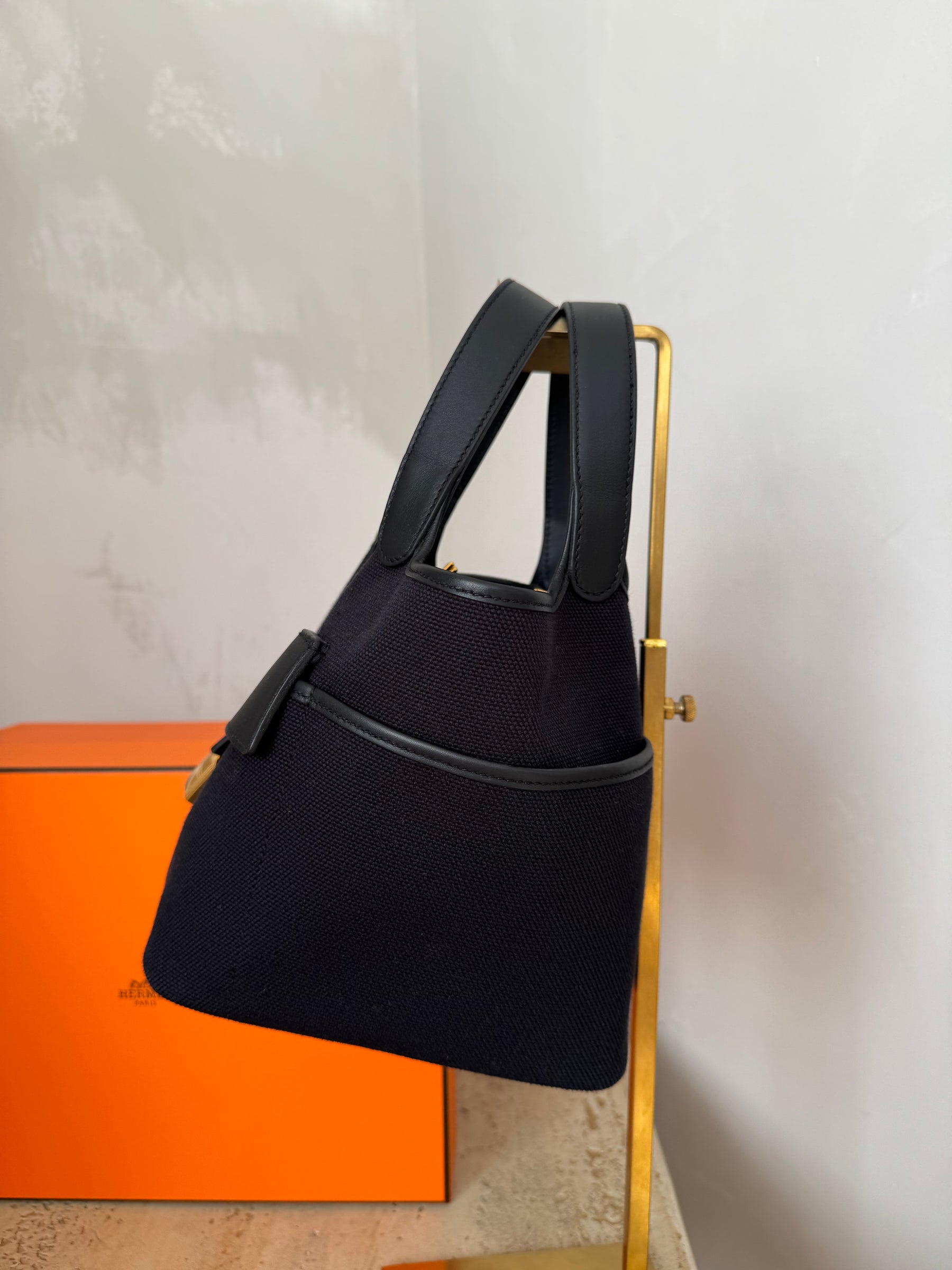 Hermès Picotin Lock 18 Pocket Ghw in Black