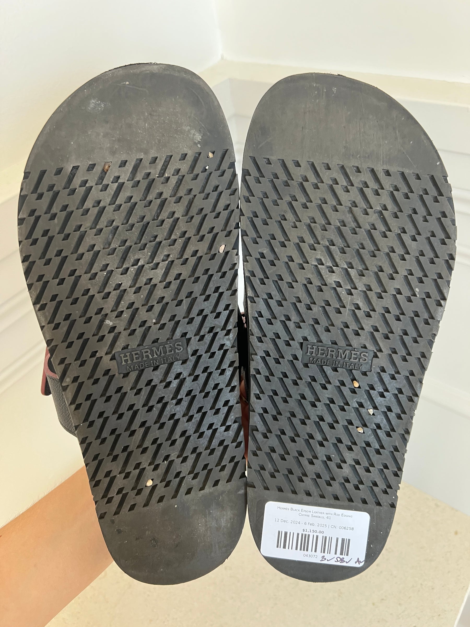 Hermès Black Epsom Leather with Red Edging Chypre Sandals, 41