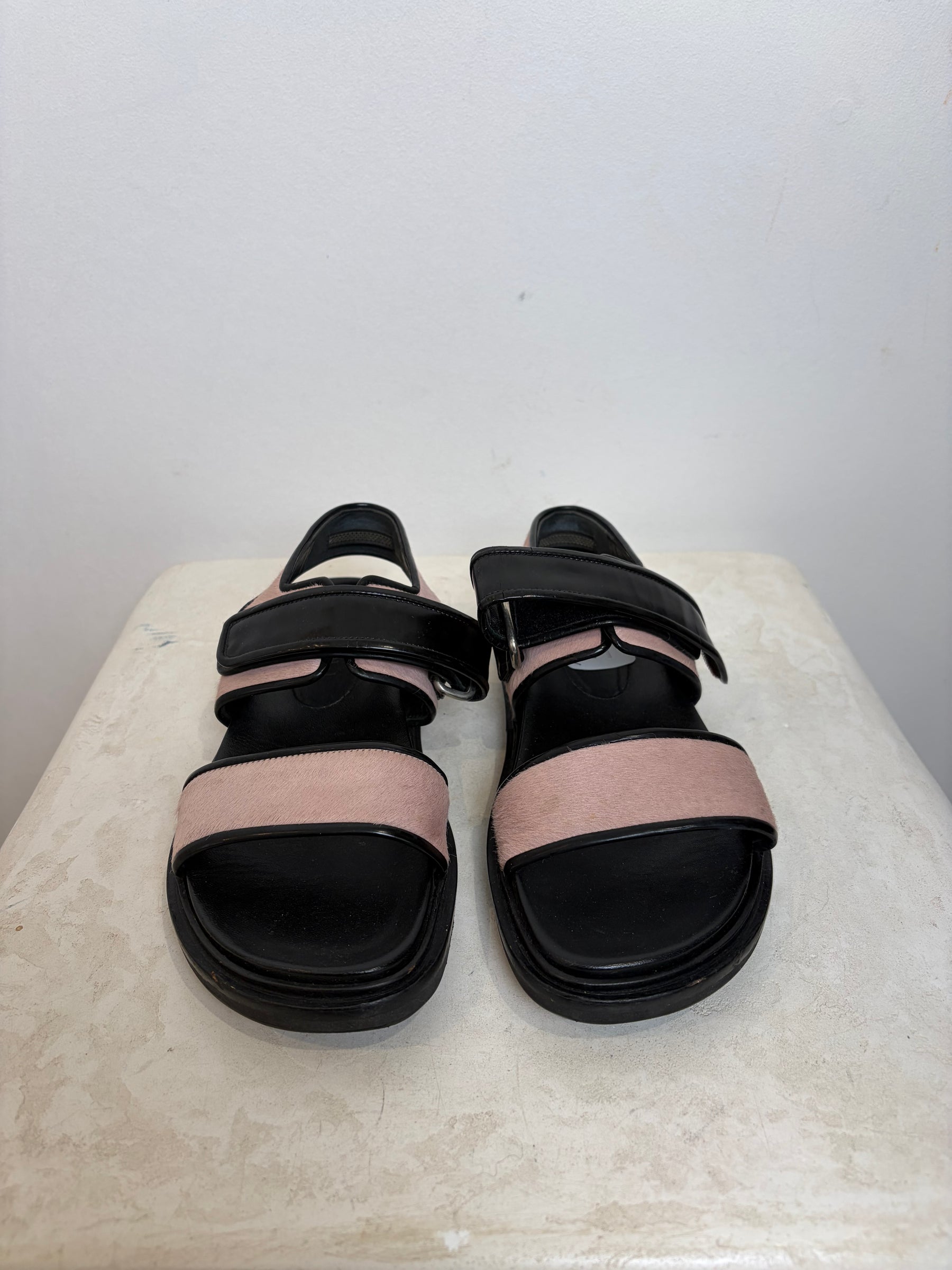 MARNI Fussbett Double Strap Sandals Pink Pony Hair, 37