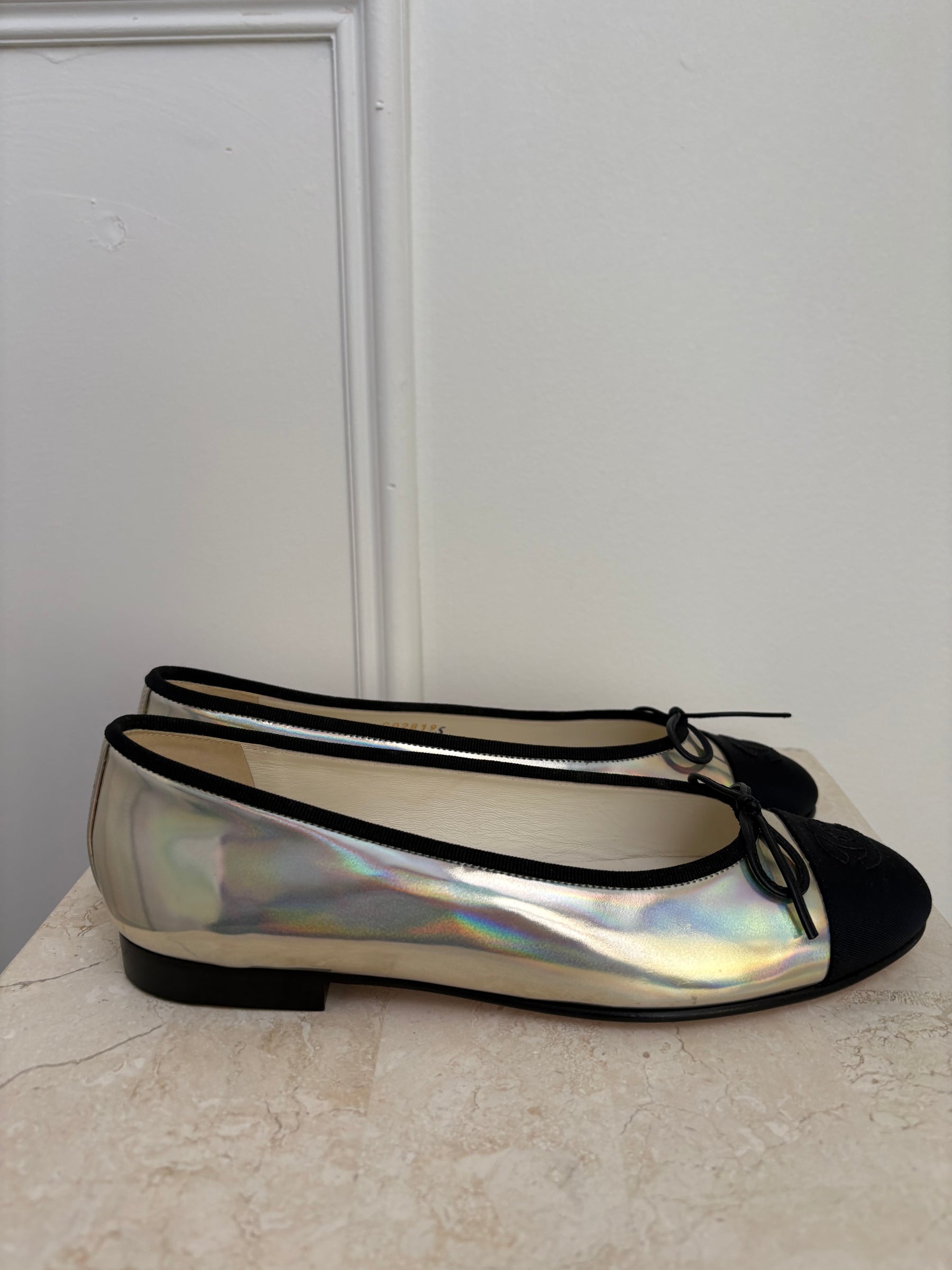 Chanel Ballet Flats Silver & Black Bicolor, 38C