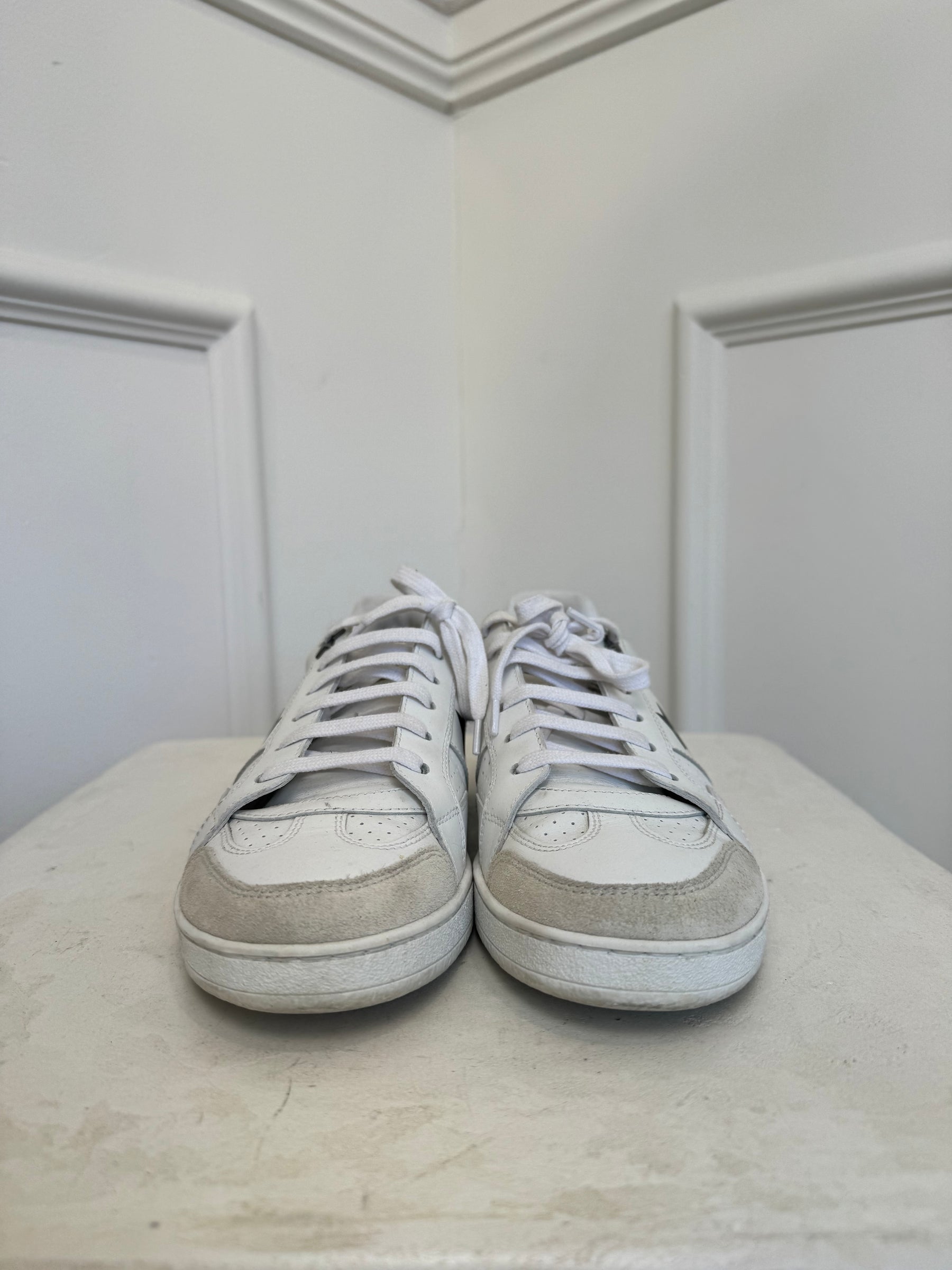 Dior White Leather Star Logo Sneaker, 36