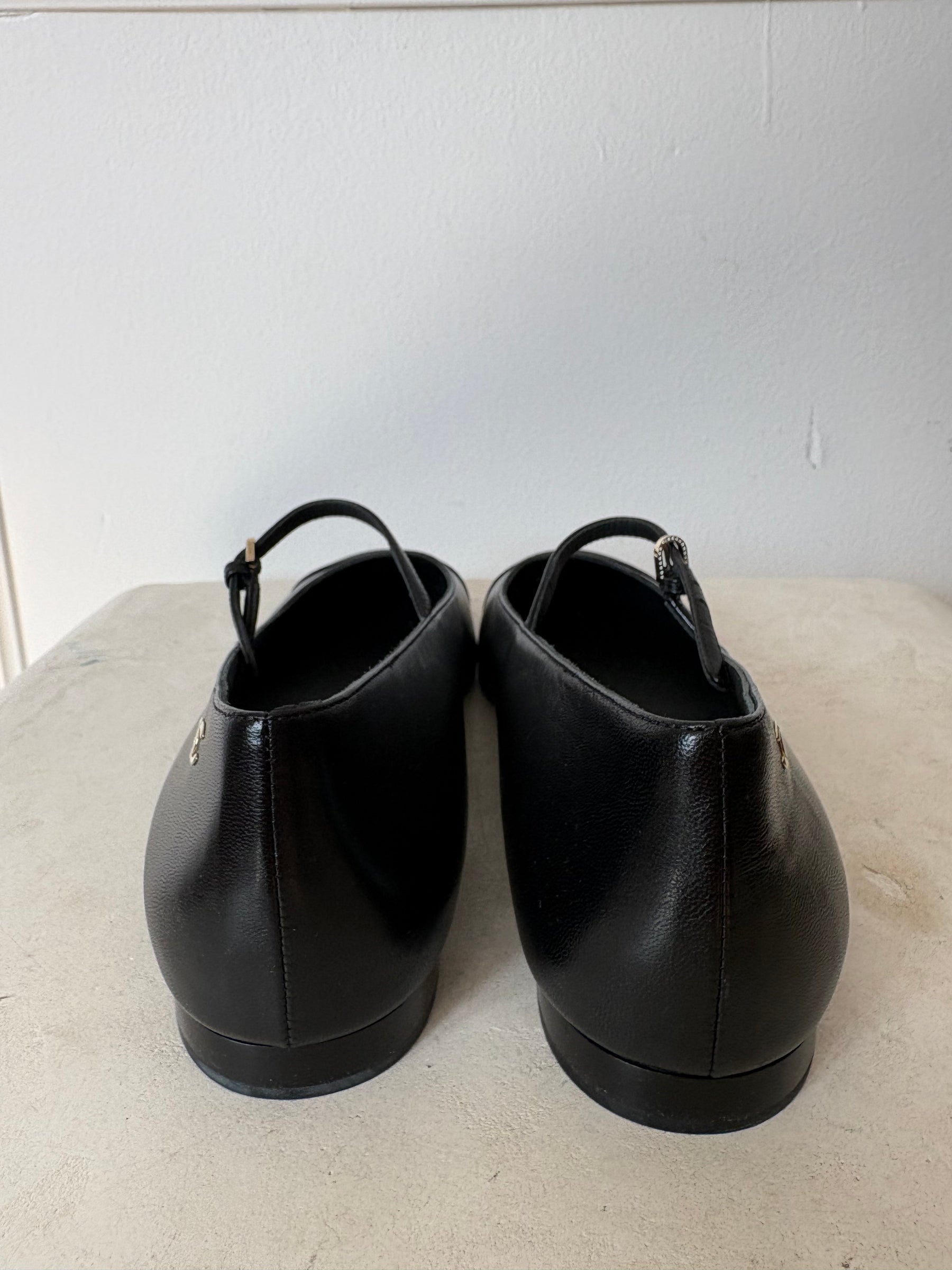Chanel Black Leather And Grosgrain Mary Jane Flats, 39 C