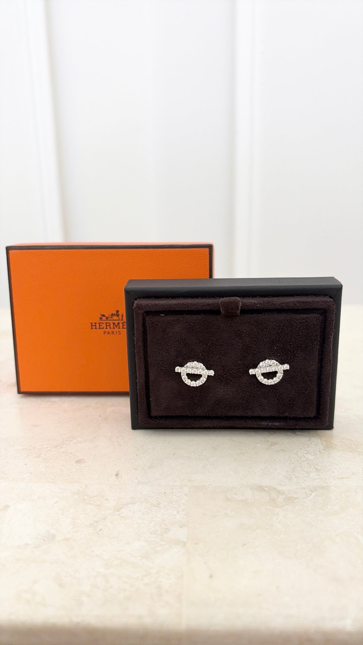 Hermès White Gold and Diamond Finesse earrings