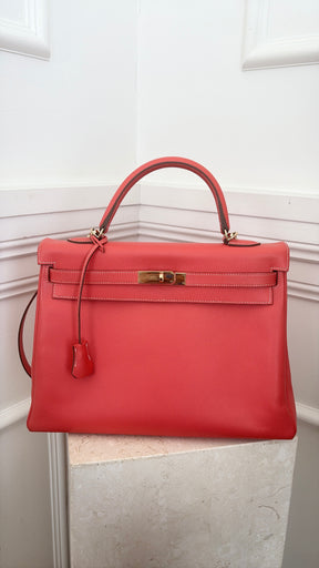 Hermès Candy Kelly Retourne 35 in Rose Jaipur Epsom Leather with Gold Leather Interior and Permabrass Hardware