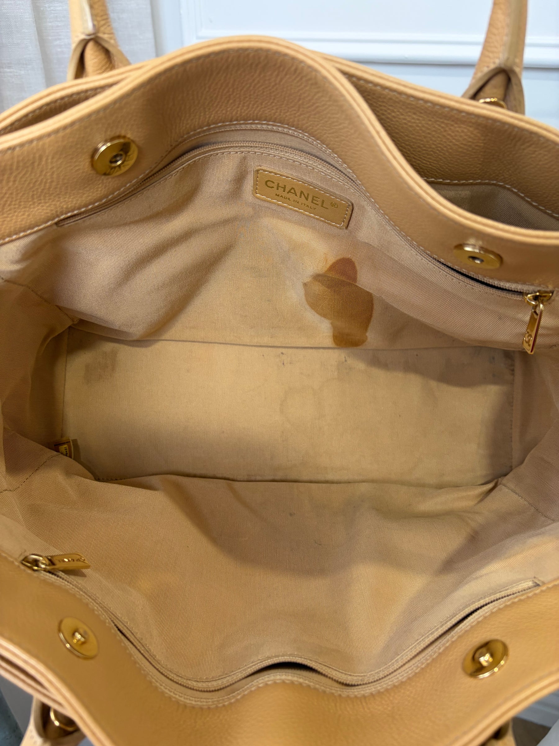 Chanel Beige Caviar Leather Cerf Executive Tote