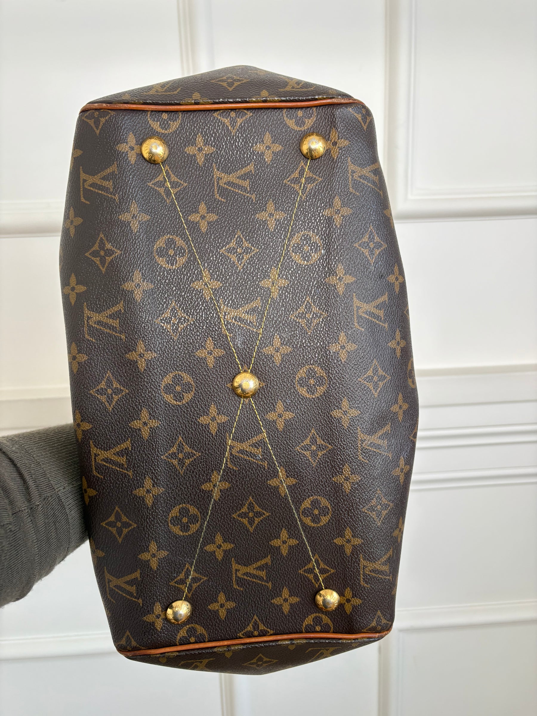 Louis Vuitton Turenne Monogram, S