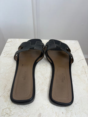 Hermès Black Leather Orans with White Top stitch, 38.5