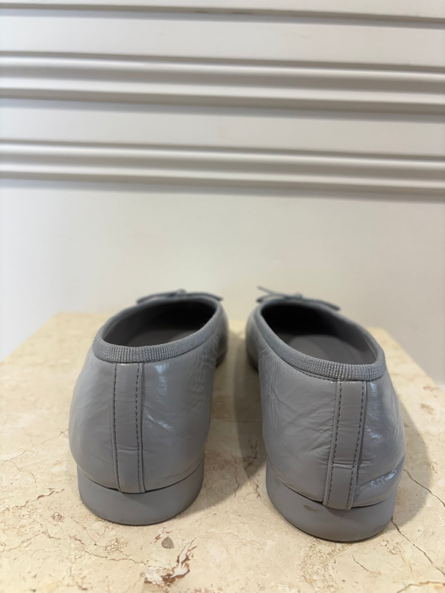 Chanel Grey Crinkled Leather Ballet Flats with Black Patent Cap, 37.5