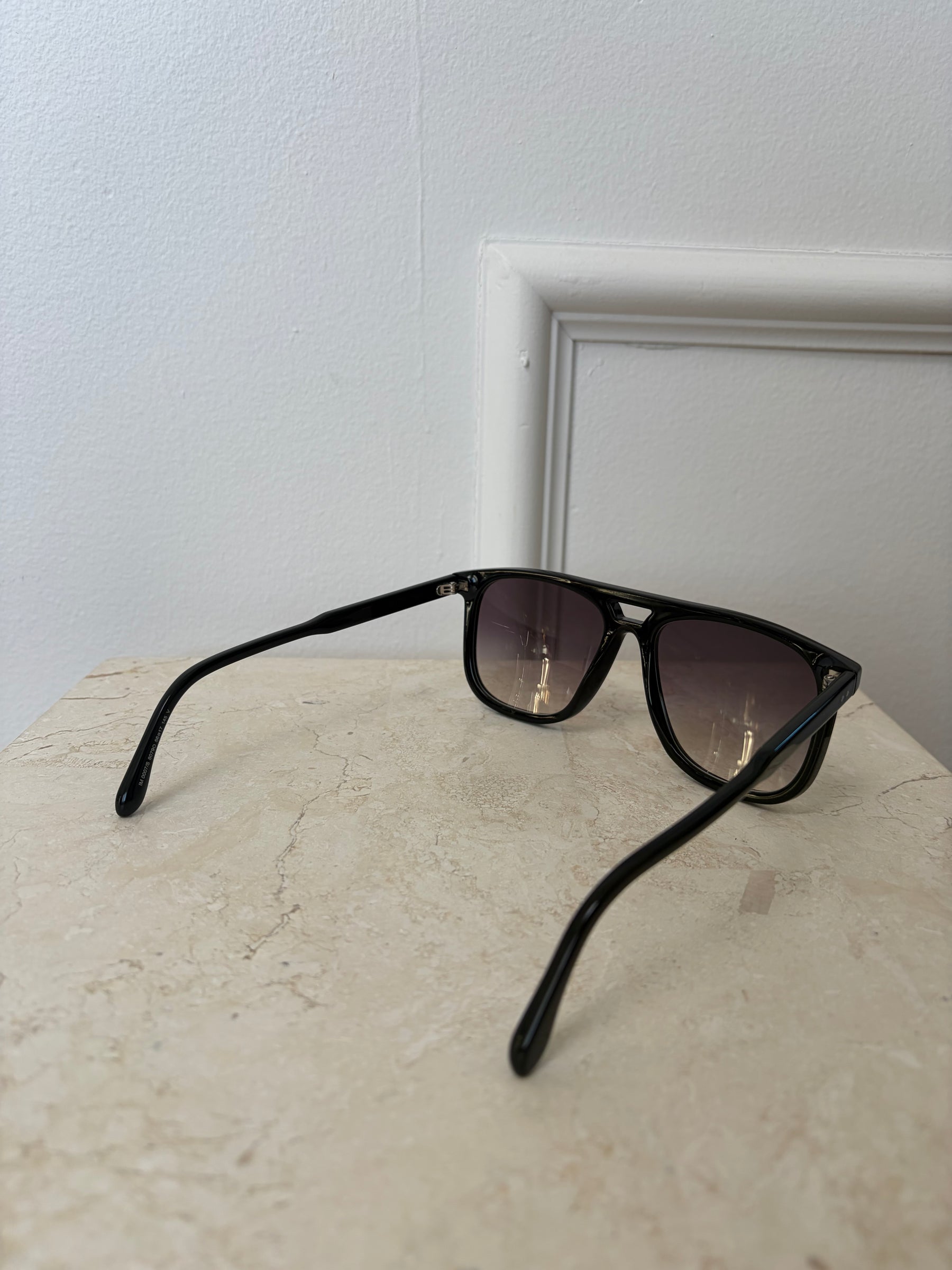 Isabel Marant Black Square Sunglasses, 8 AU