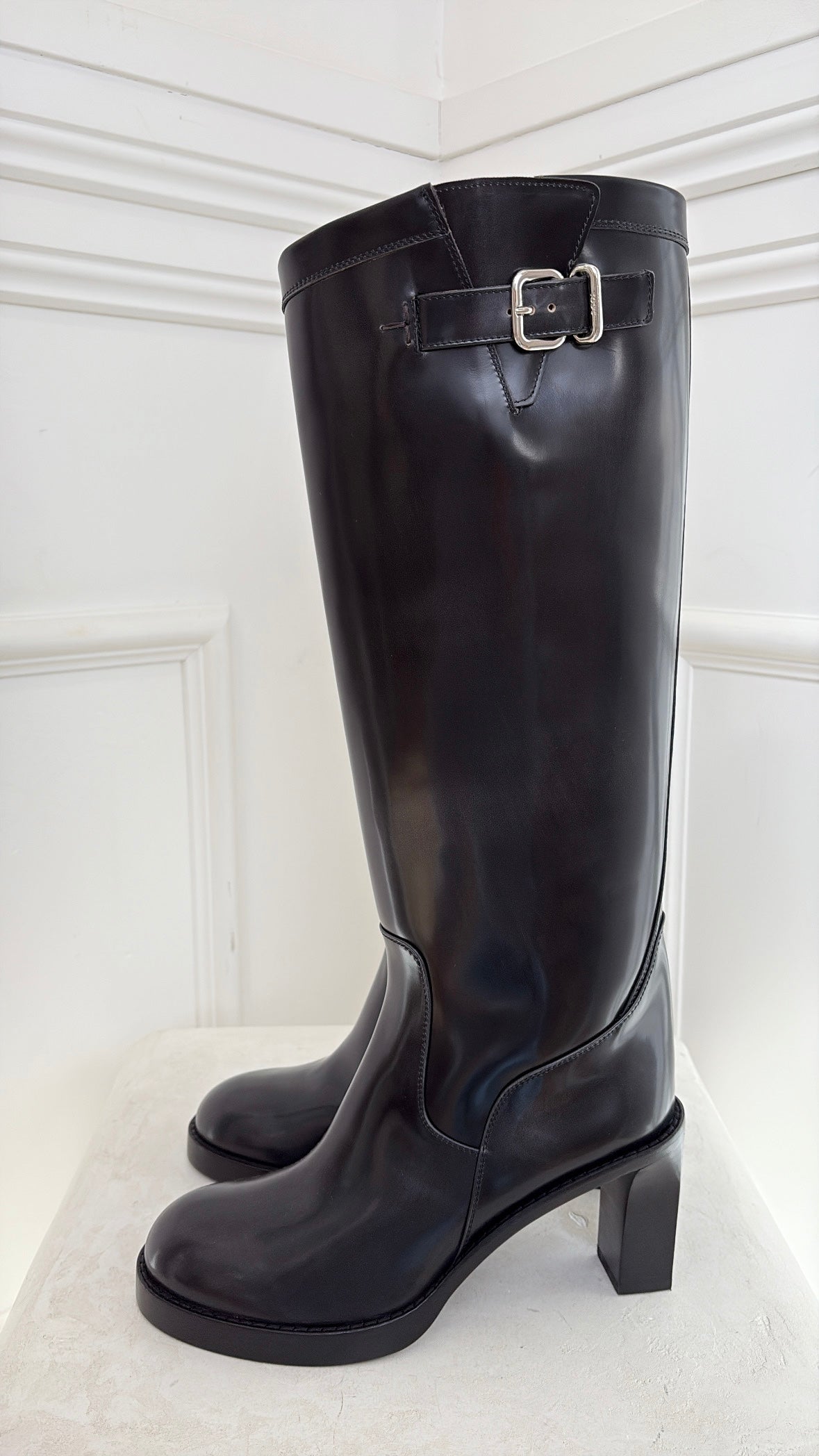 Tod's Black Leather Heeled Riding Boots, 40