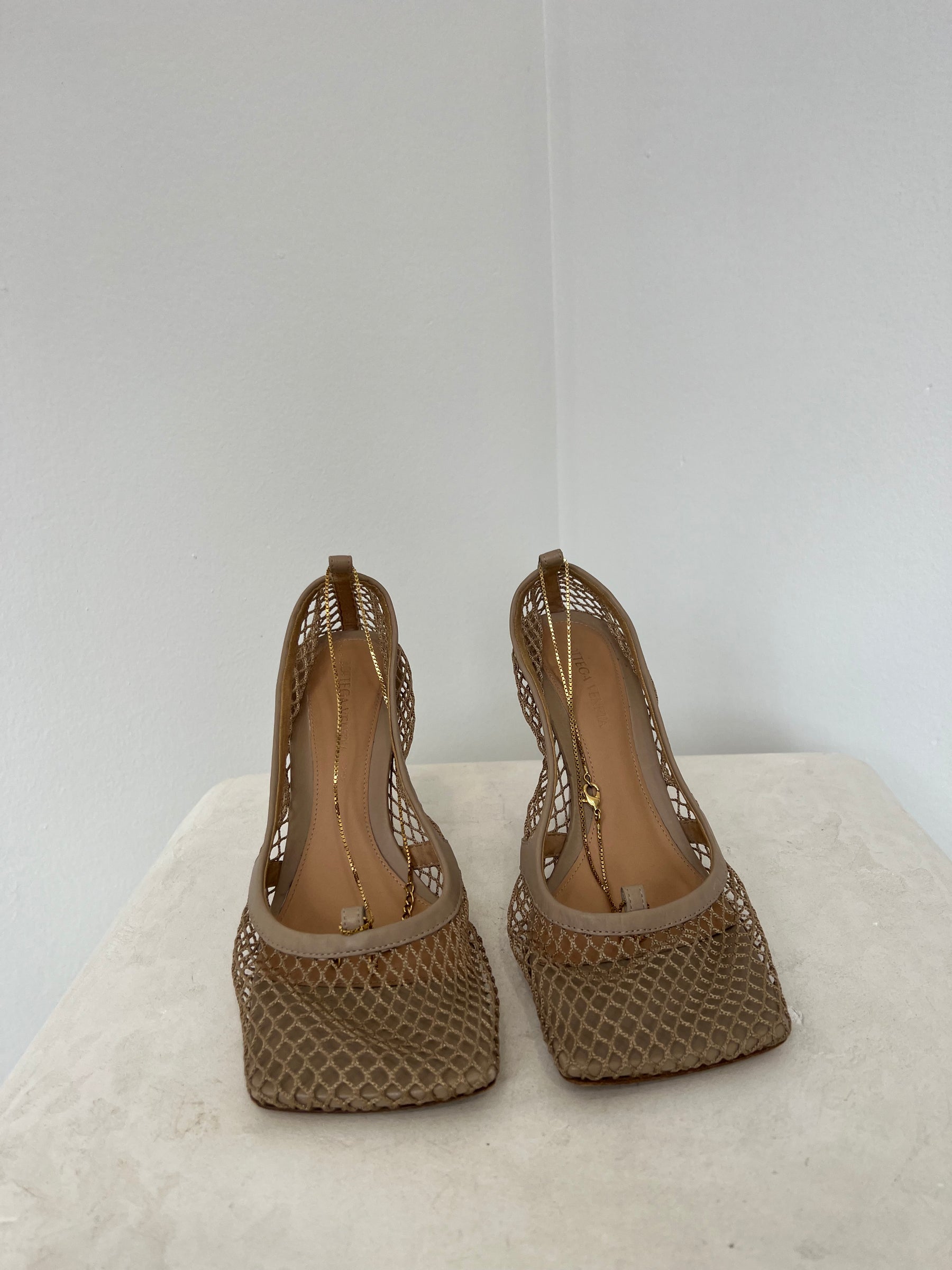 Bottega Veneta Beige Net Chain Heels, 39