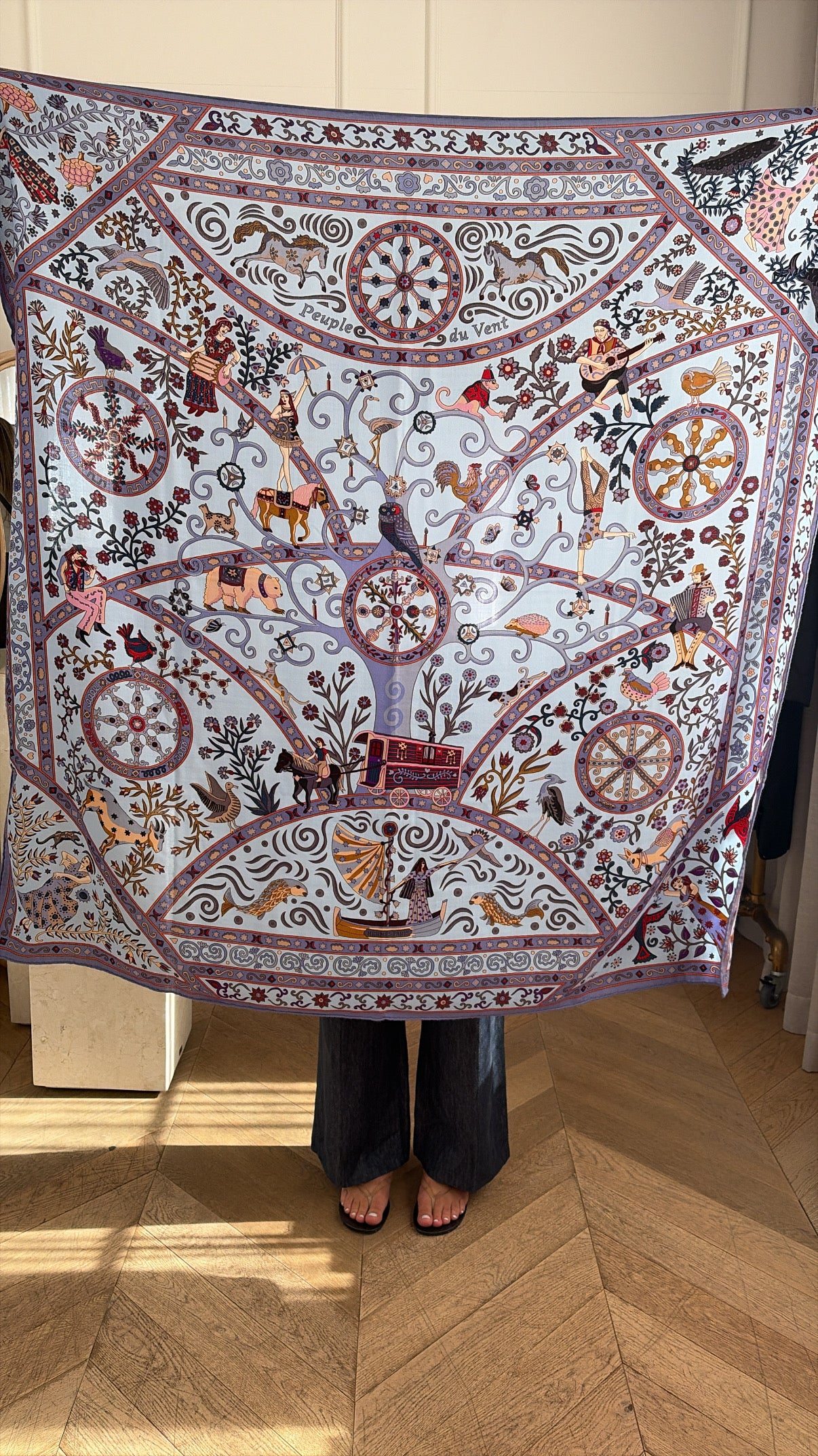 Hermès Purple and Red 'Perple Du Vent' Cashmere Silk Printed Scarf
