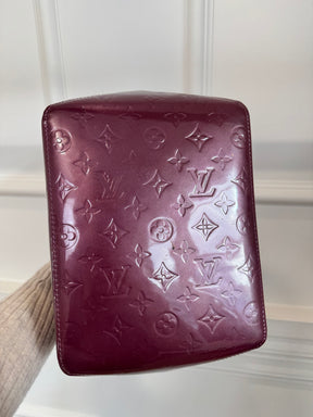 Louis Vuitton Violette Vernis Leather Bellevue MM Tote