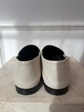 Gucci Cream Jordaan Leather Loafer, 40