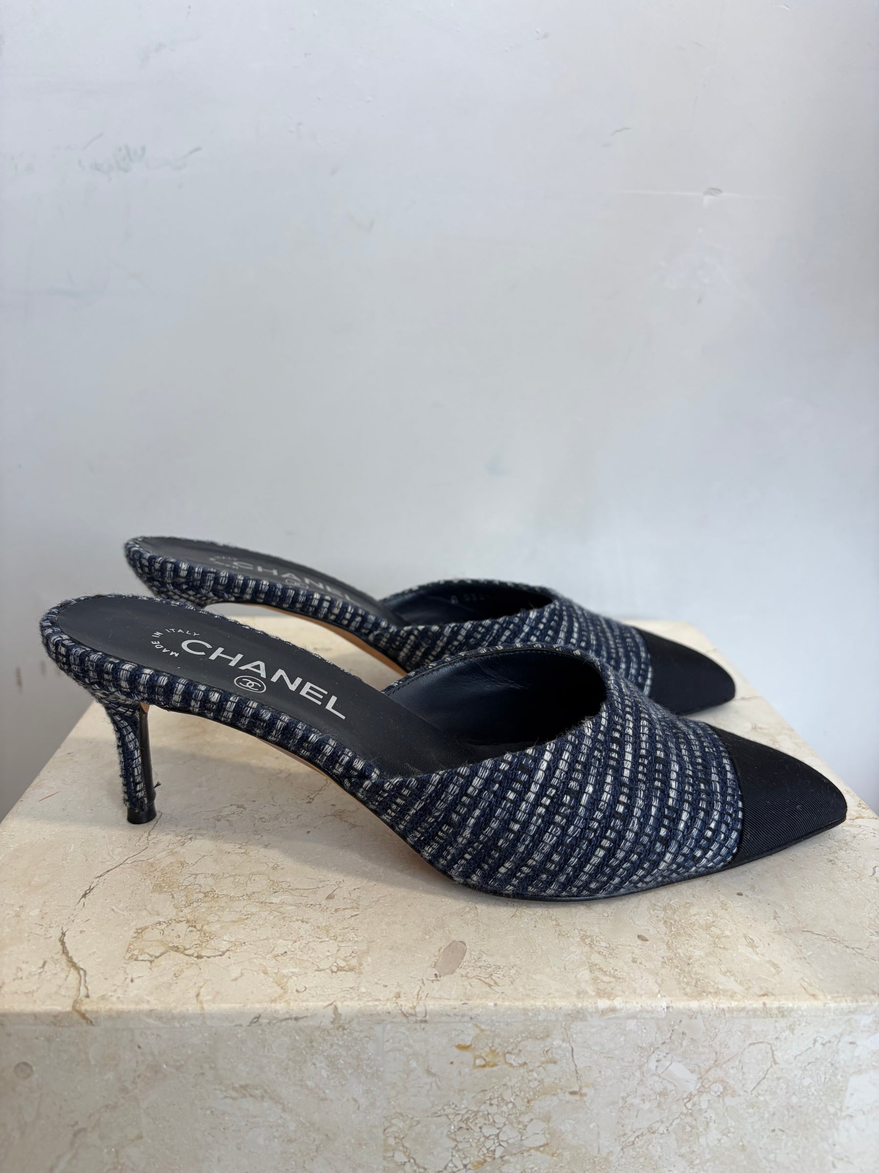 Chanel Navy Bouclé Tweed And Grosgrain Mules, 39C