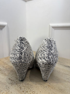 Camilla and Marc White and Black Two Tone Rhys Pump, 39