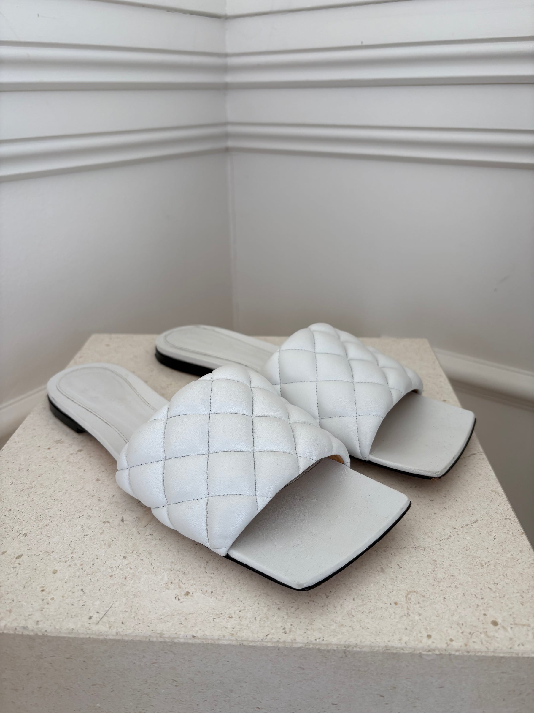 Bottega Veneta White Padded Lido Leather Slides, 39