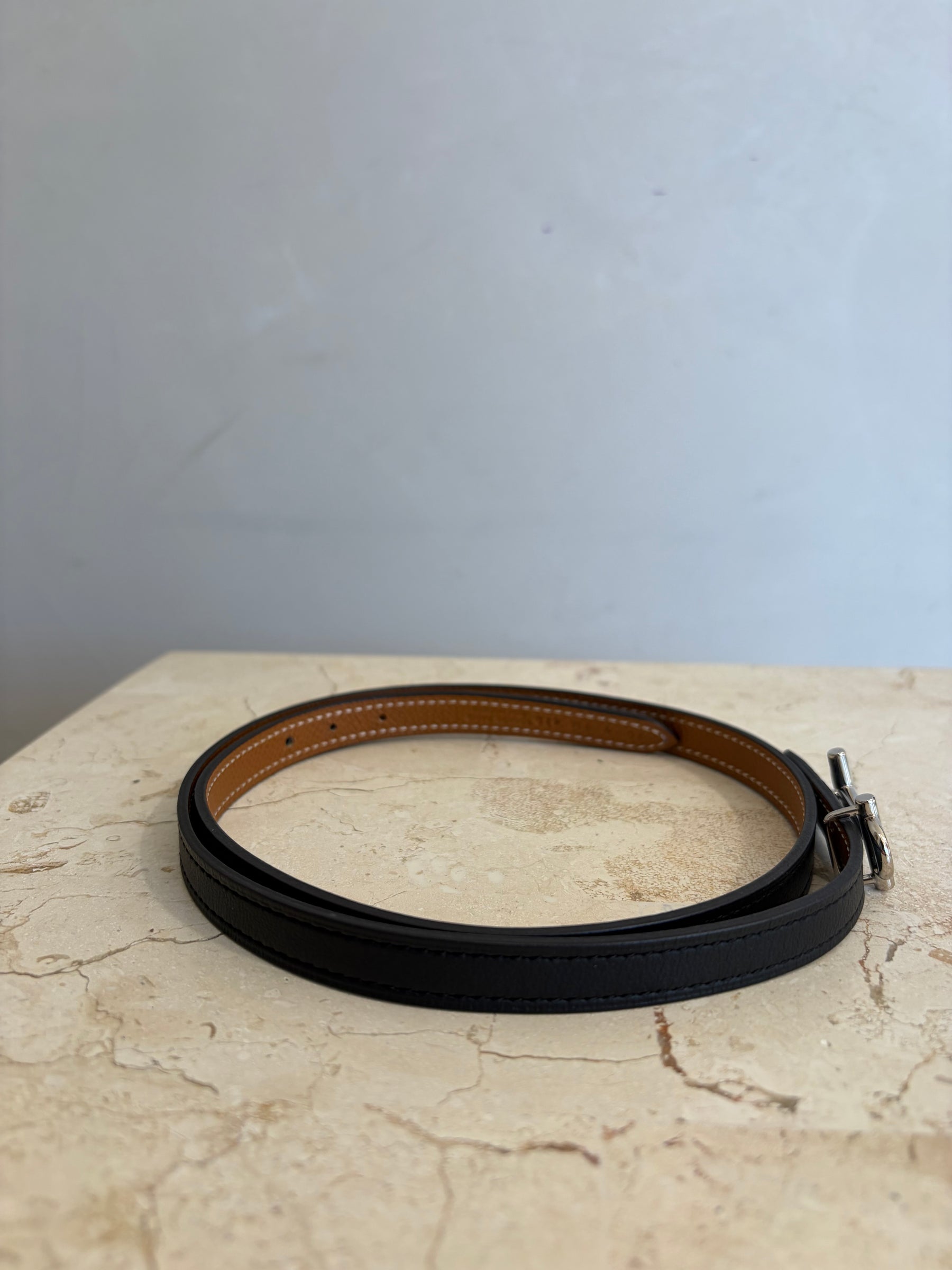 Hermès Black and Tan Leather Reversible Silver Gamma Buckle Belt 13 mm, 70