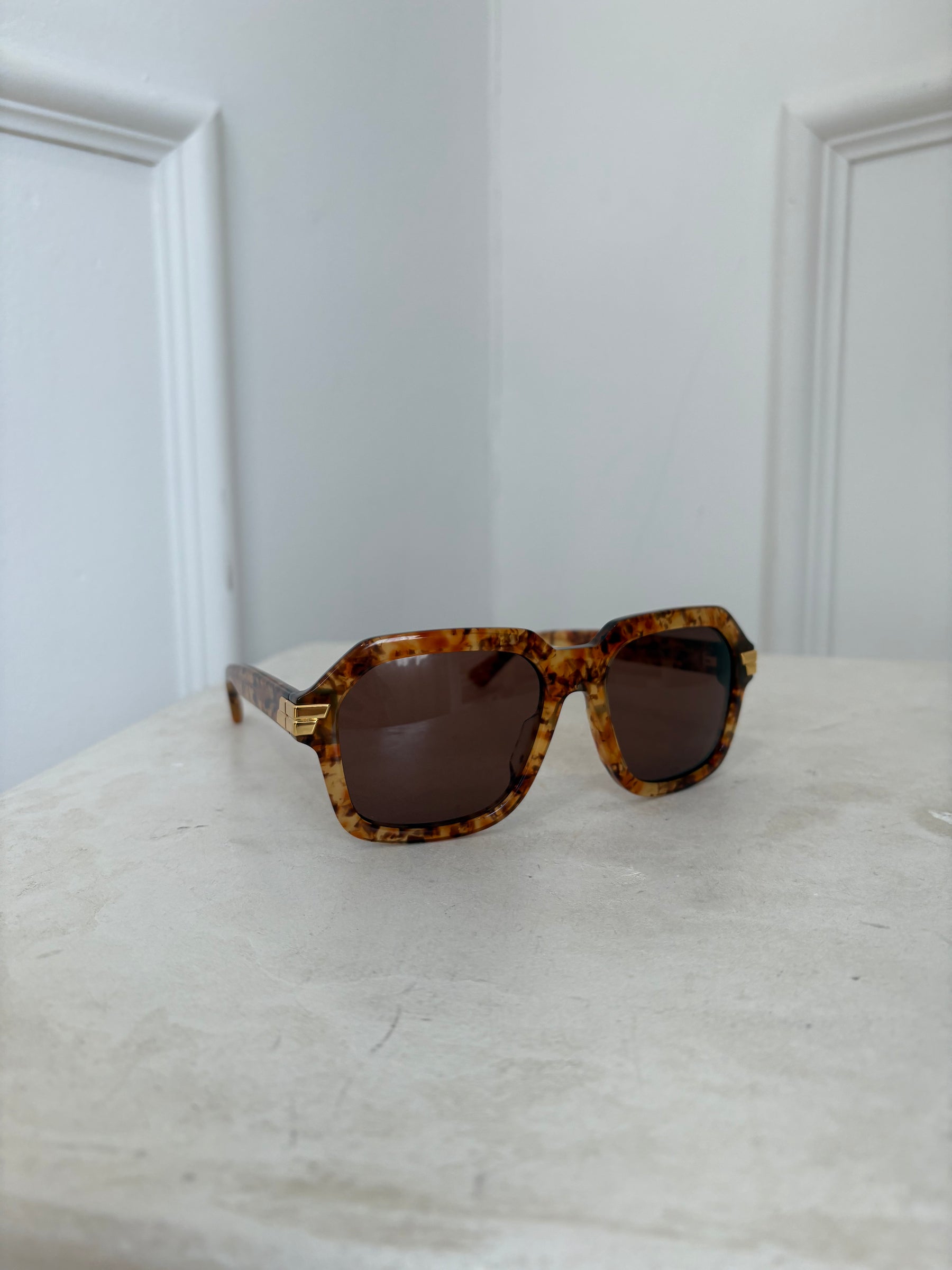 Bottega Veneta Orange Transparant Speckled Square Sunglasses