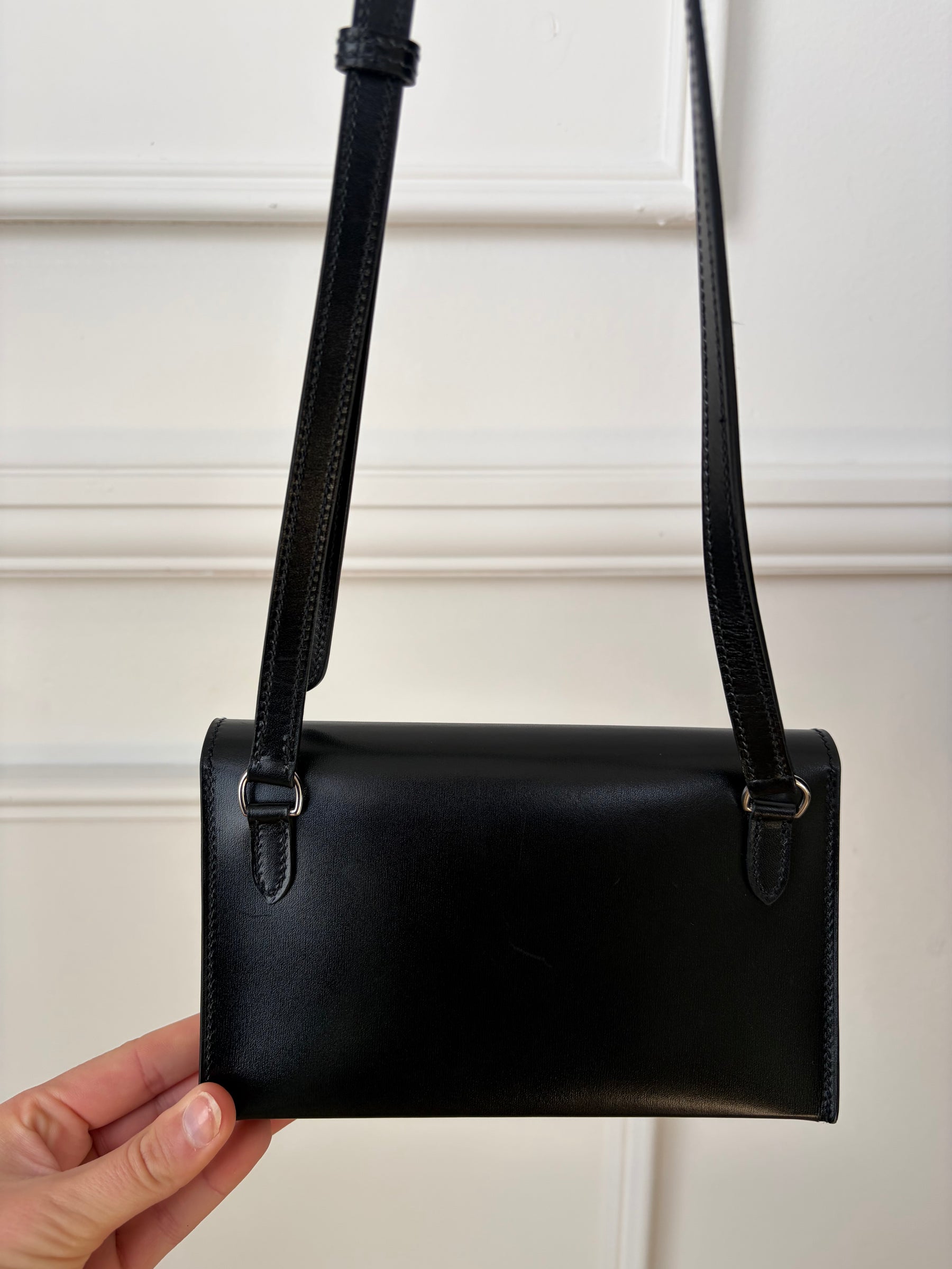 Hermès Black Box Leather Hermésnap Wallet
