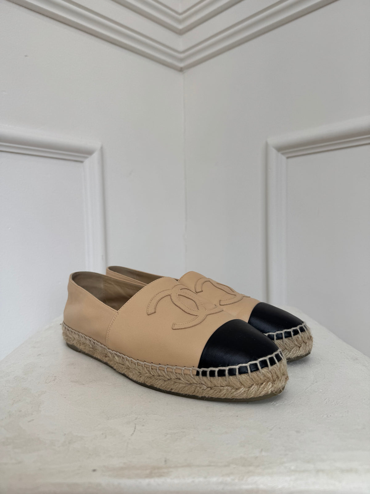 Chanel CC Espedrilles Beige Black, 39
