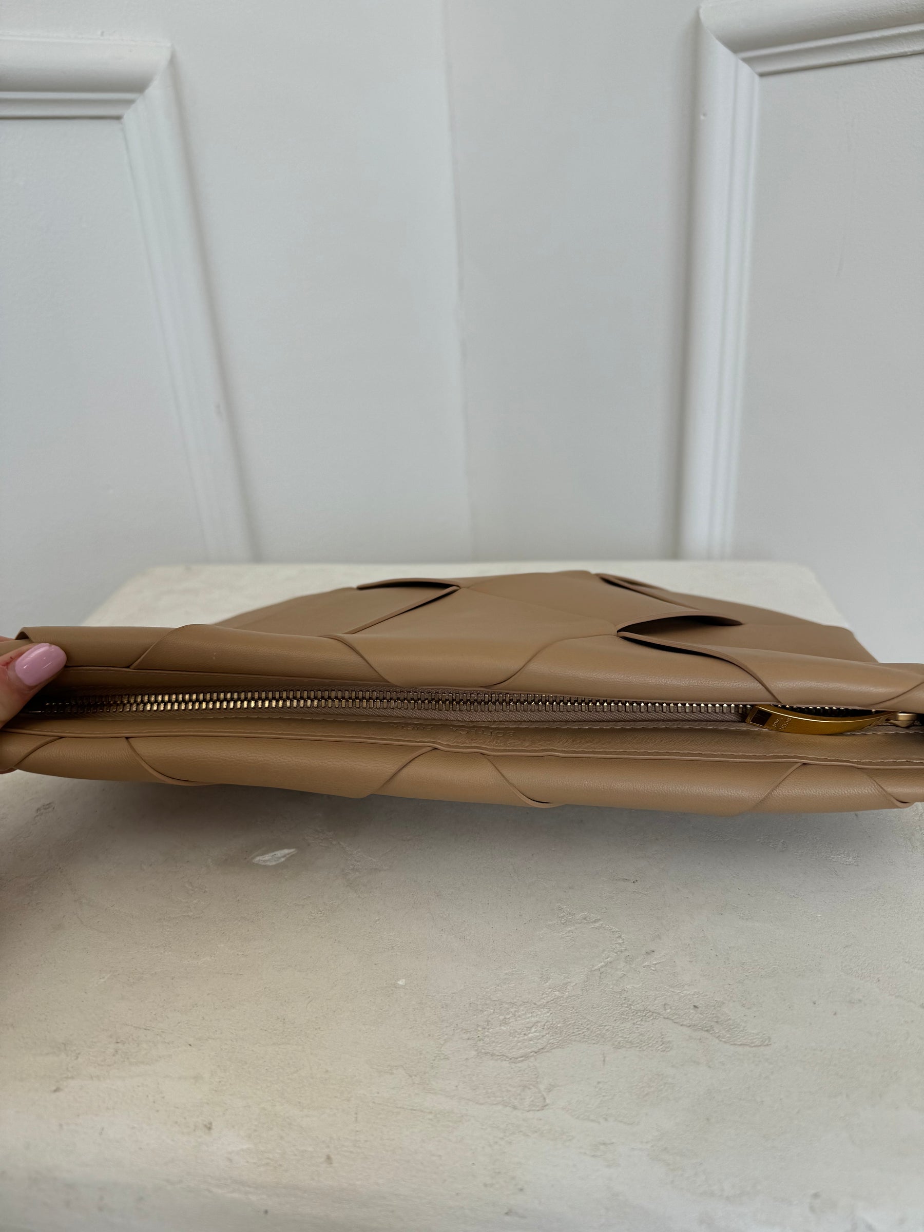 Bottega Veneta Leather Clutch Bag Beige