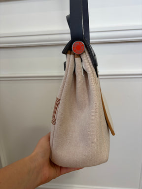 Hermès Herbag 31 "Circuit 24" in Ecru Toile Canvas and Navy Leather