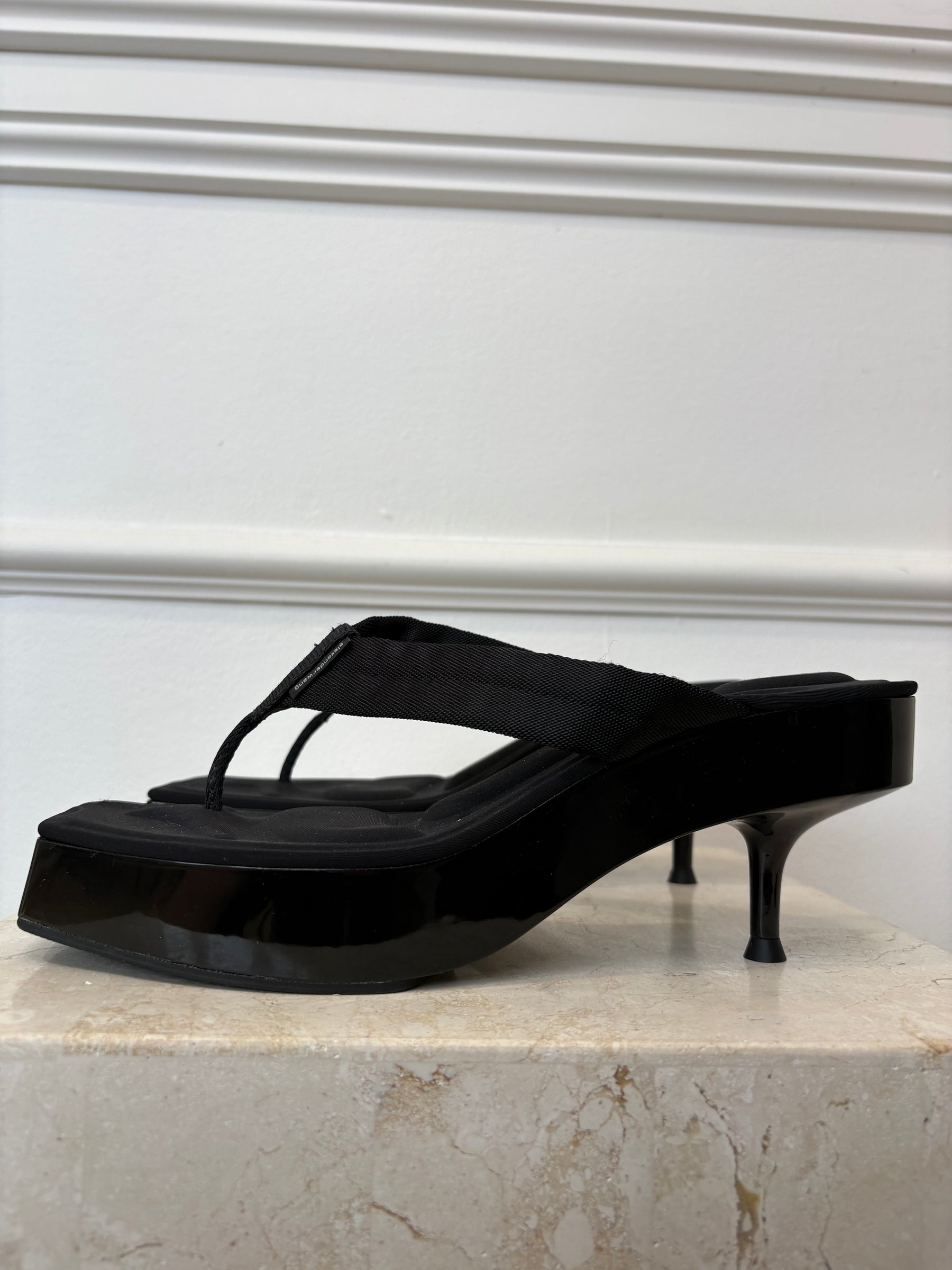 Alexander Wang Black Platform Kitten Heel Thongs, 39.5