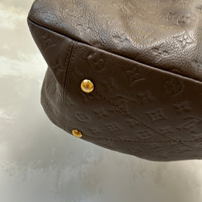 Louis Vuitton Taupe Artsy MM Monogram Empreinte Bag