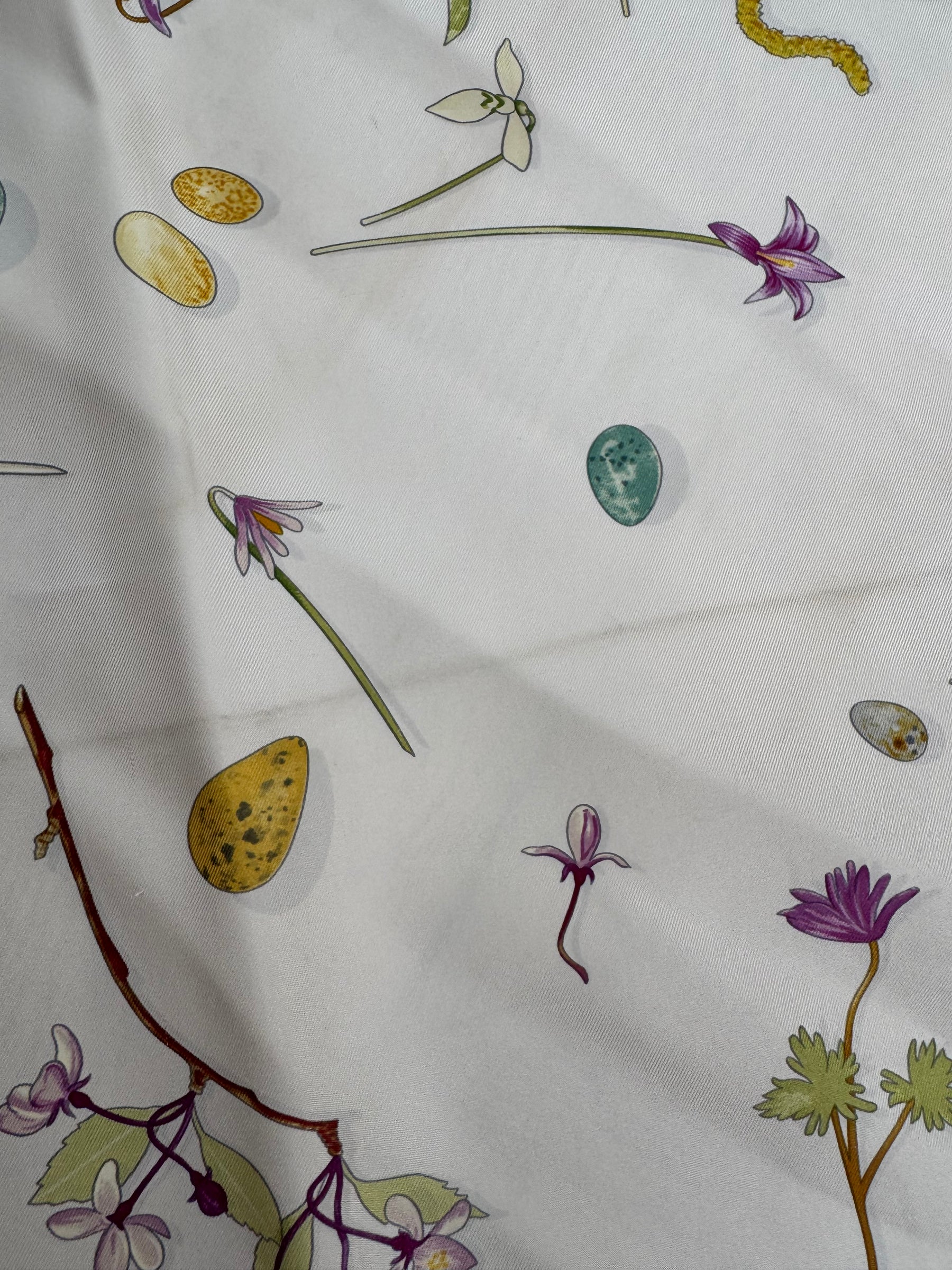 Hermès Fleurs And Plumes Print Silk Scarf