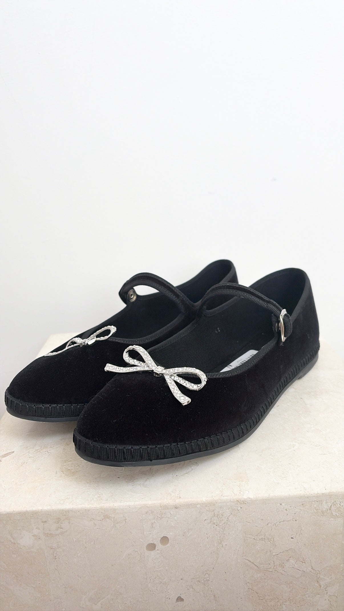 Giambattista Valli Black Velvet Crystal Bow Mary Janes, 41