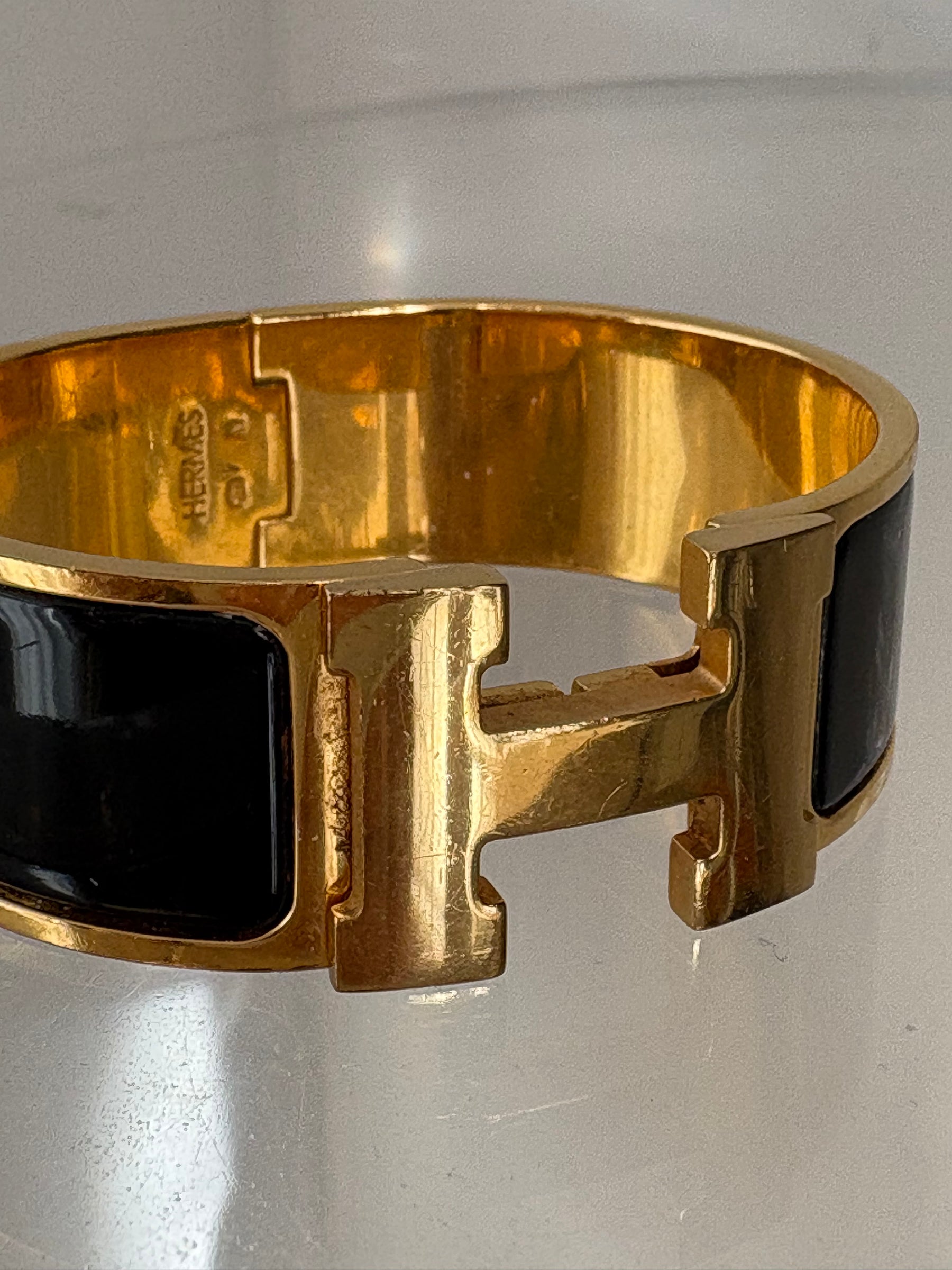 Hermès Clic Clac H Black And Gold