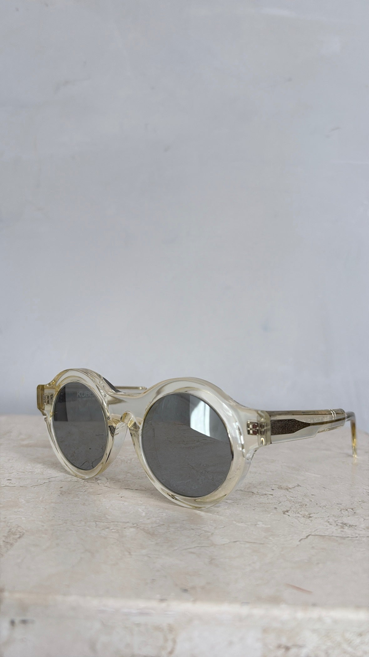 Kuboraum Yellow Acetate Round Sunglasses