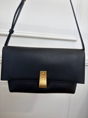 Oroton Etta Medium Clutch Bag With Shoulder Strap