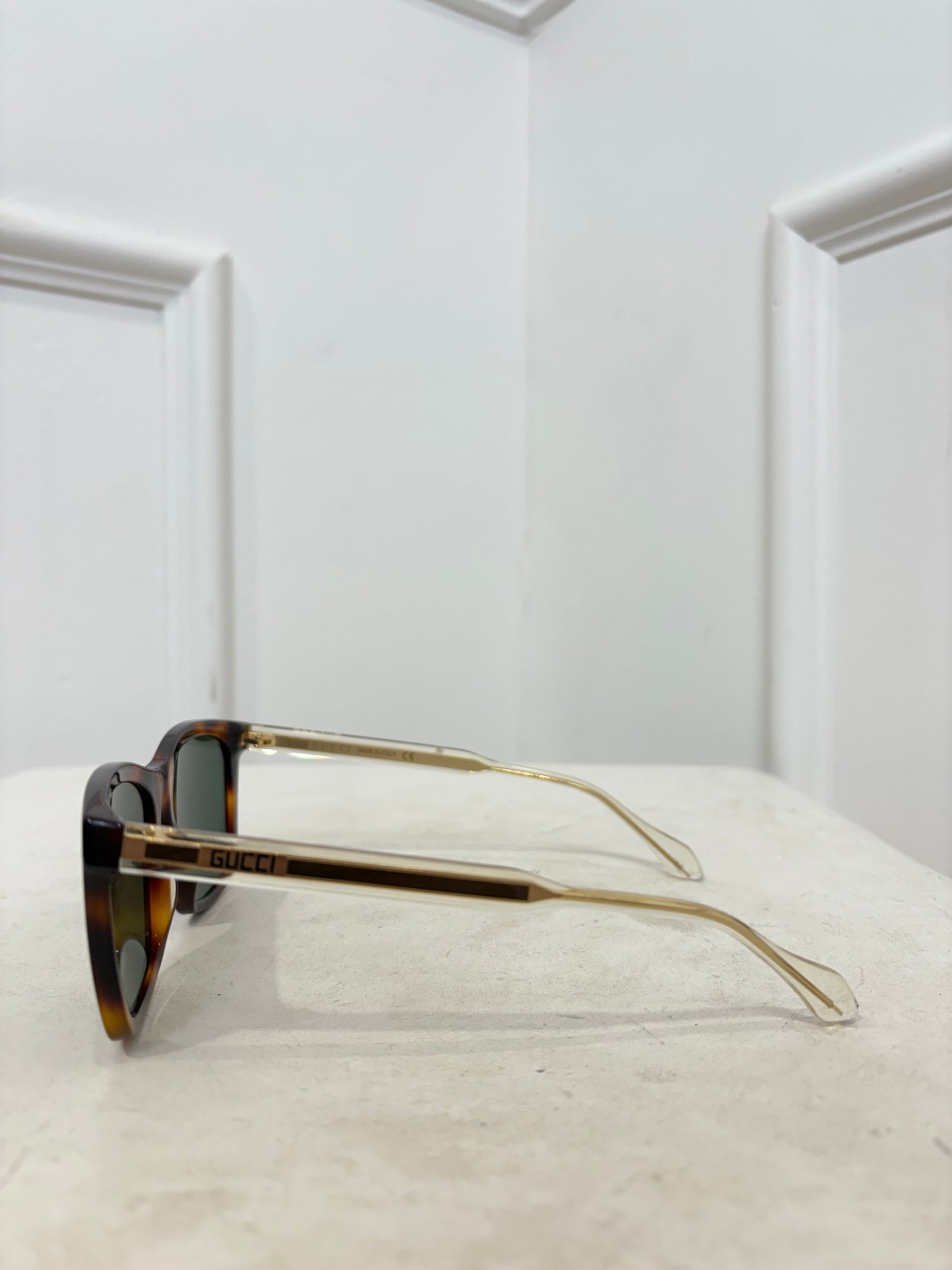 Gucci Tortoiseshell Wayfarer Gold Arm Sunglasses