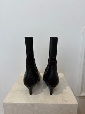 Totême Black Leather Ankle Boots, 38