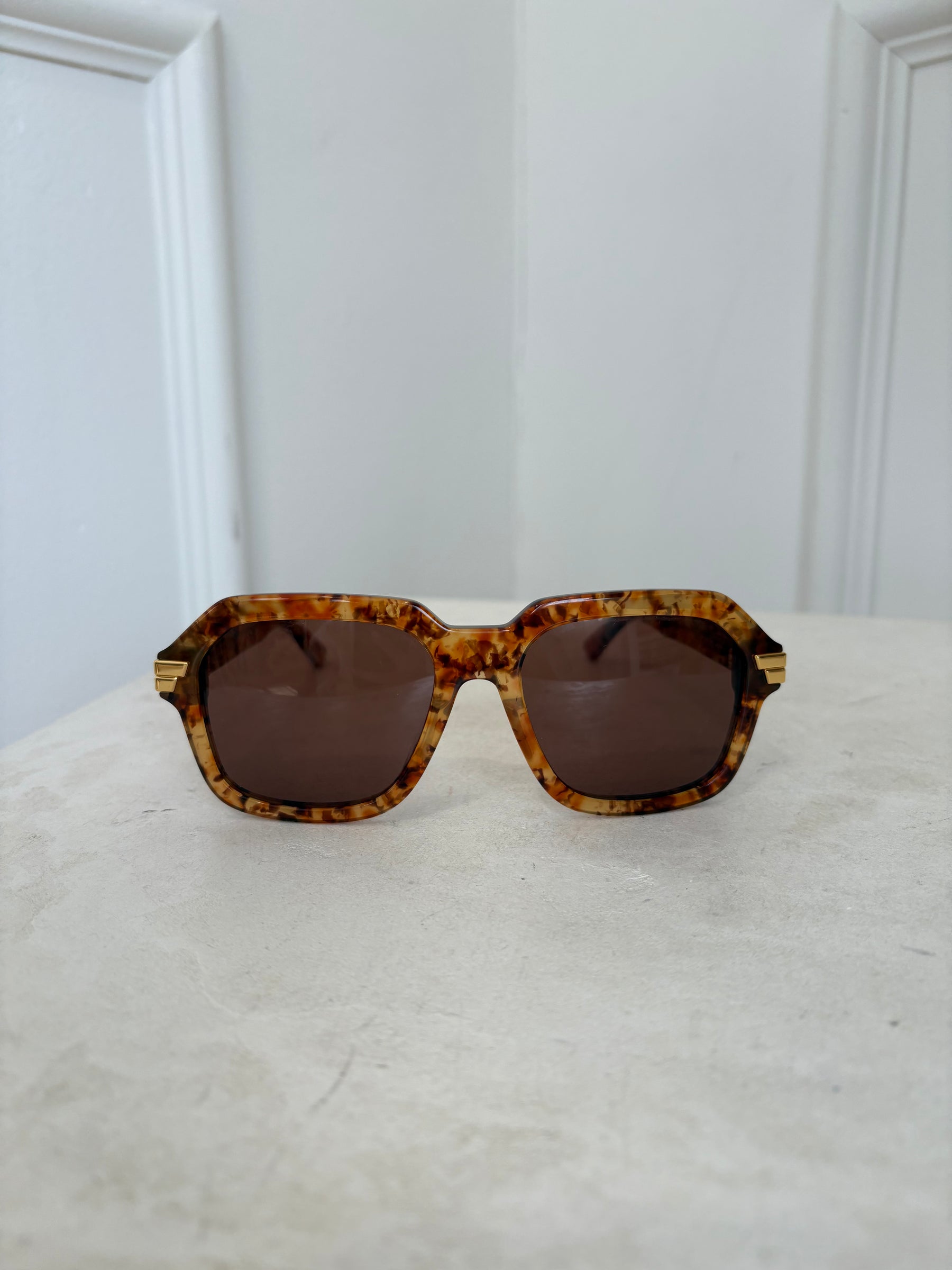 Bottega Veneta Orange Transparant Speckled Square Sunglasses