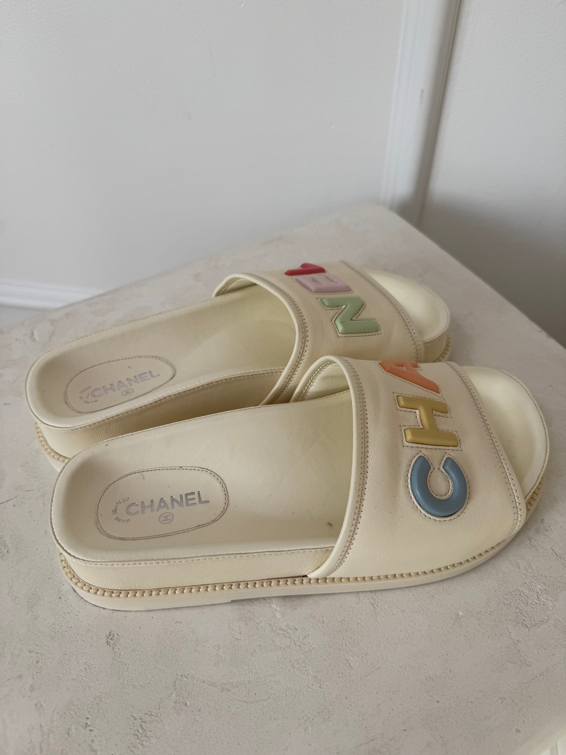 Chanel Cream Leather Slides With Pastel Logo, 38 C