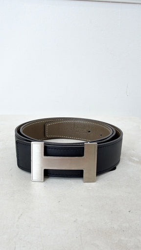Hermès Black and Etoupe Leather Reversible H Belt, 85