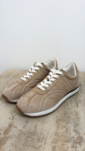 Totême Beige Nylon and Suede Quilted Runner, 37