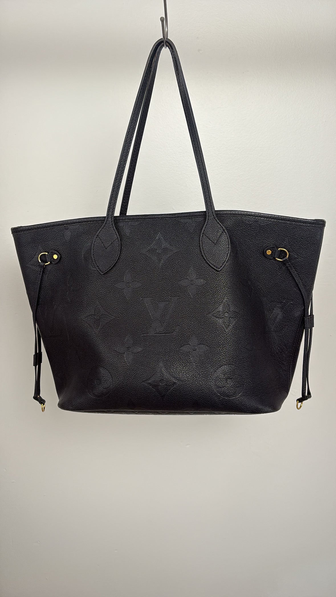 Louis Vuitton Neverfull Empreinte Leather MM Black