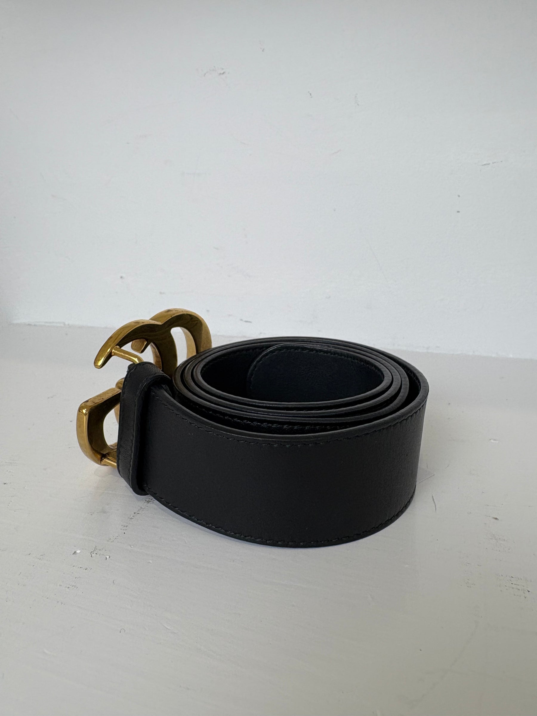 Gucci Black Leather Marmont Belt, 80