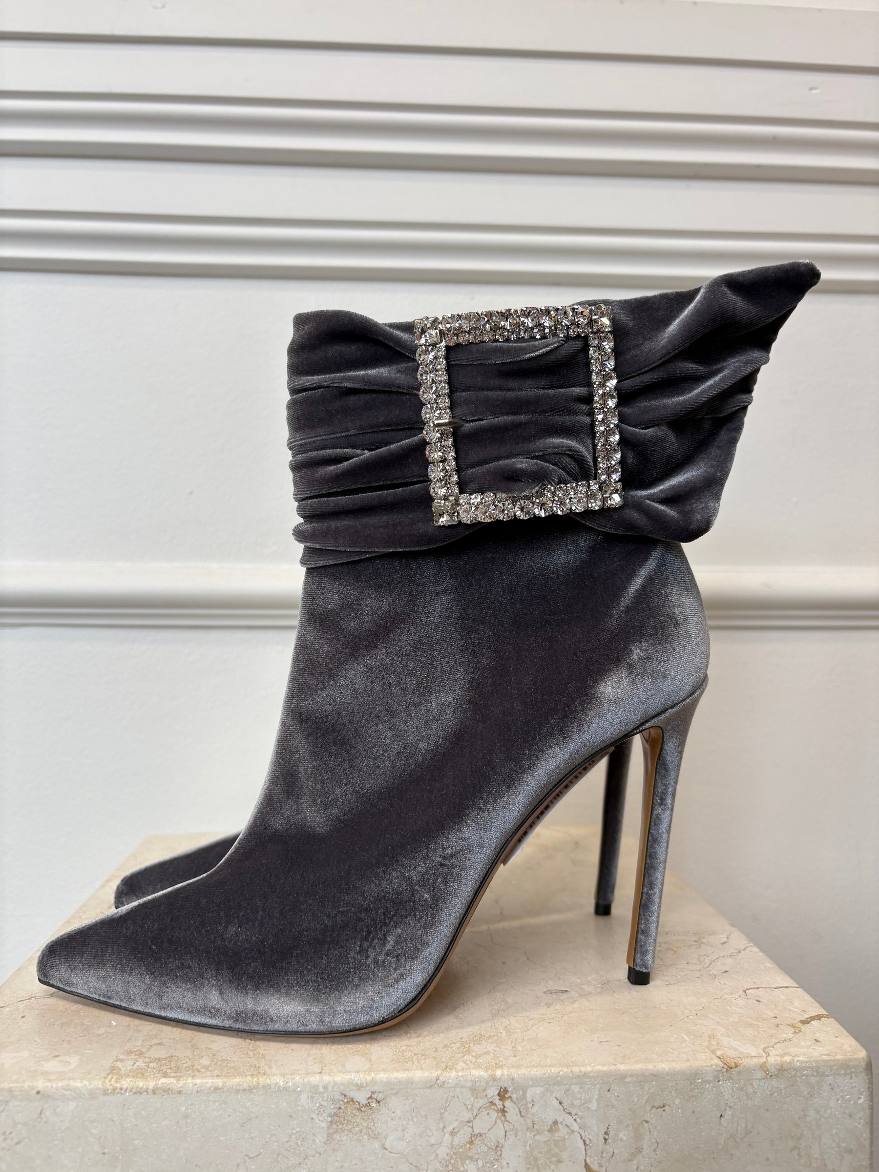 Alexandre Vauthier Grey Velvet Crystal Buckle Heeled Ankle Boots, 41