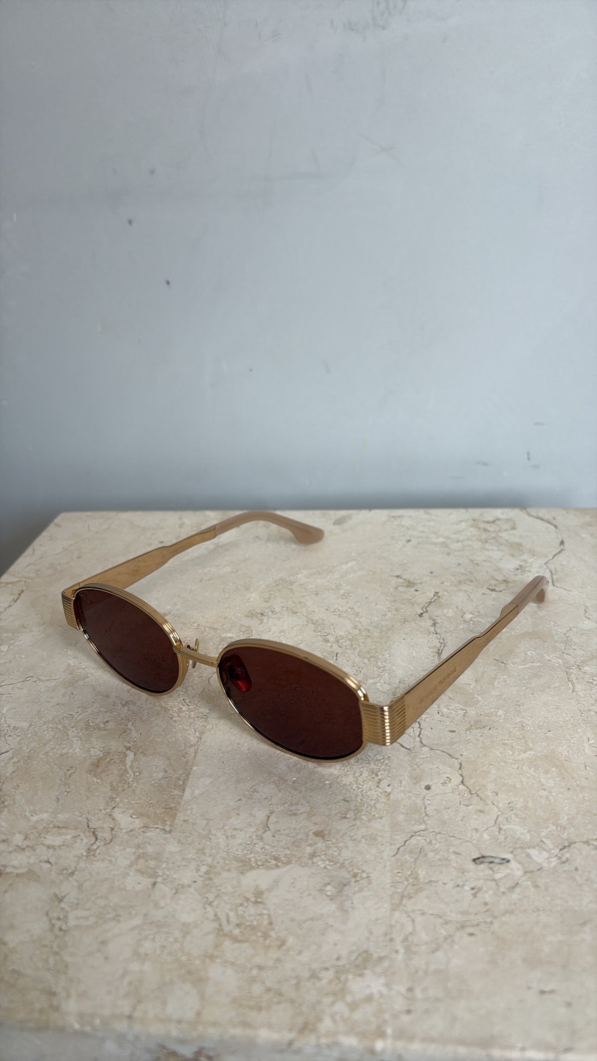 Scnalan Theodore Gold Oval Sunglasses