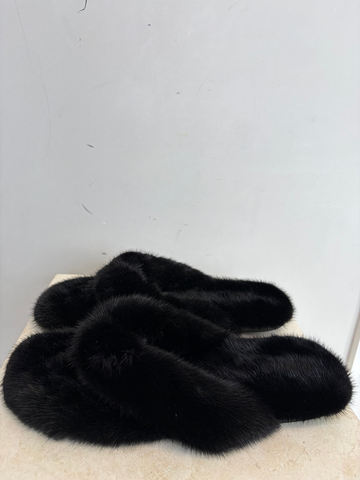 Saint Laurent Mink Flip Flop Sandals Black, 40